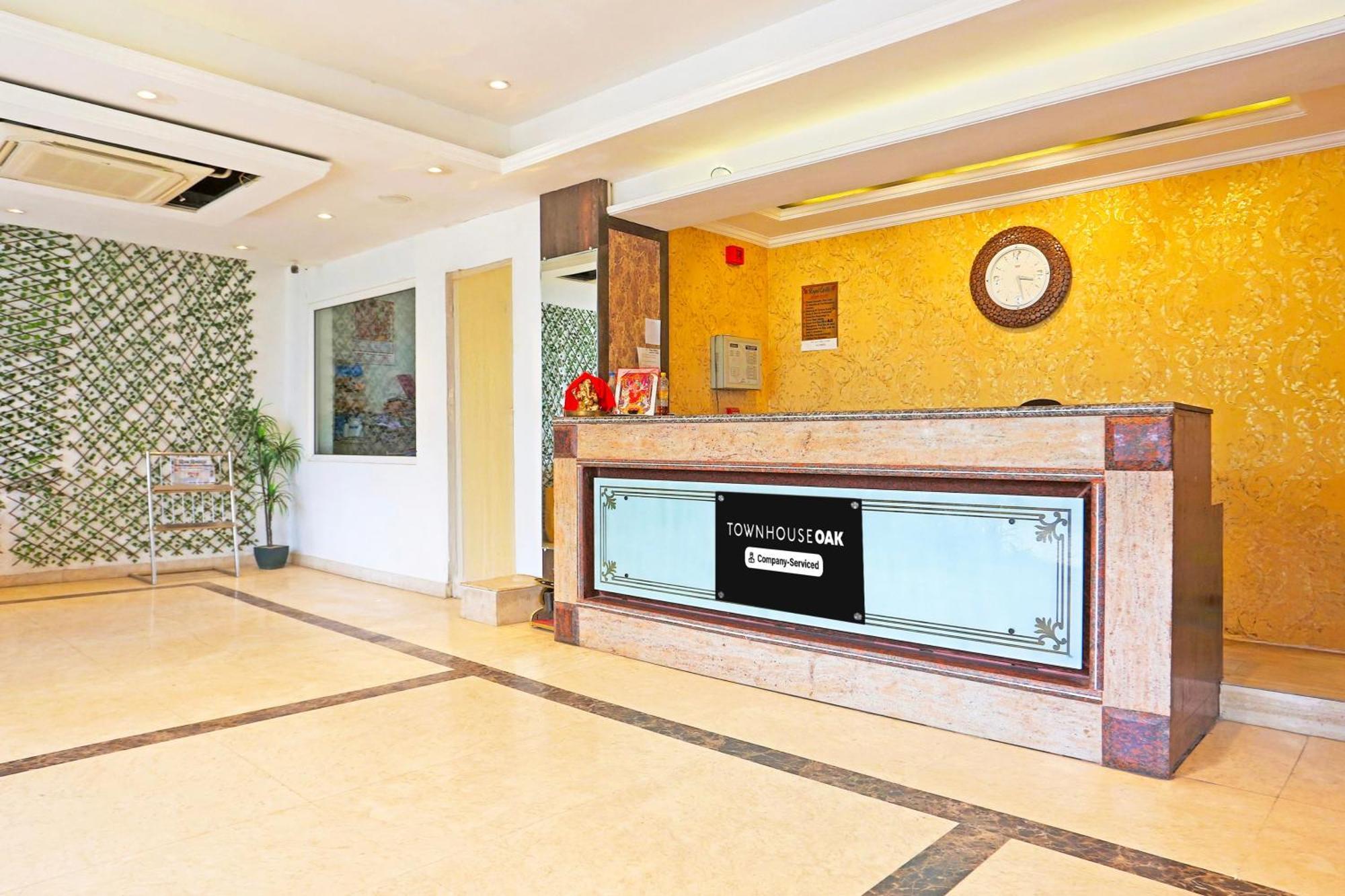 Super Townhouse Oak Dharamshala Near Maximus Mall ภายนอก รูปภาพ